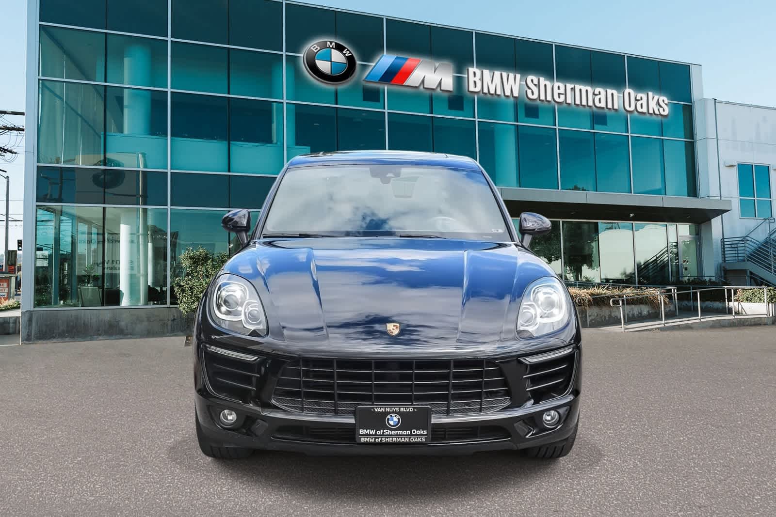Thumbnail: 2018 Porsche Macan - 2