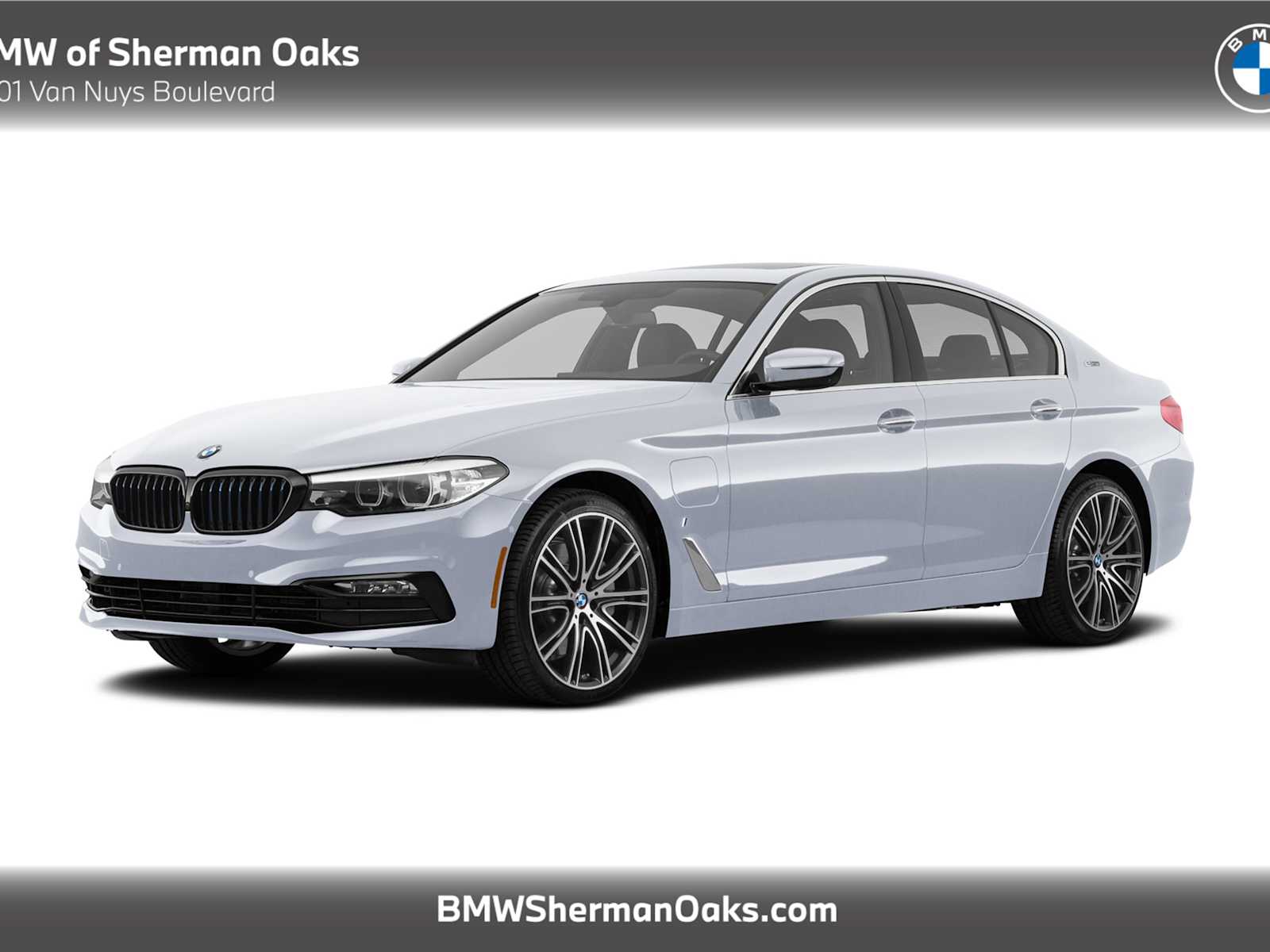 2019 BMW 5 Series 530e iPerformance Sedan's photo