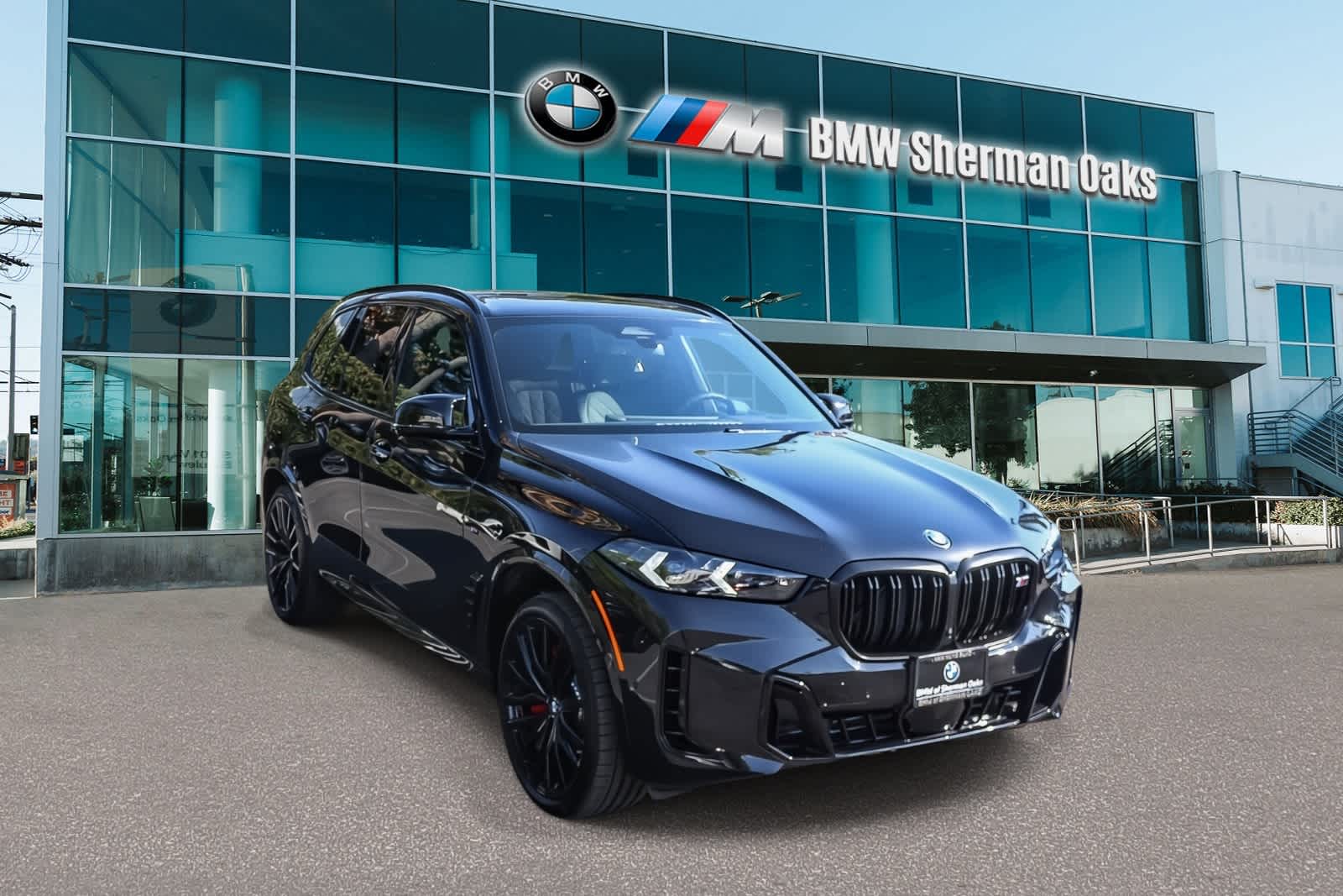 2026 BMW X5 M60i photo 2
