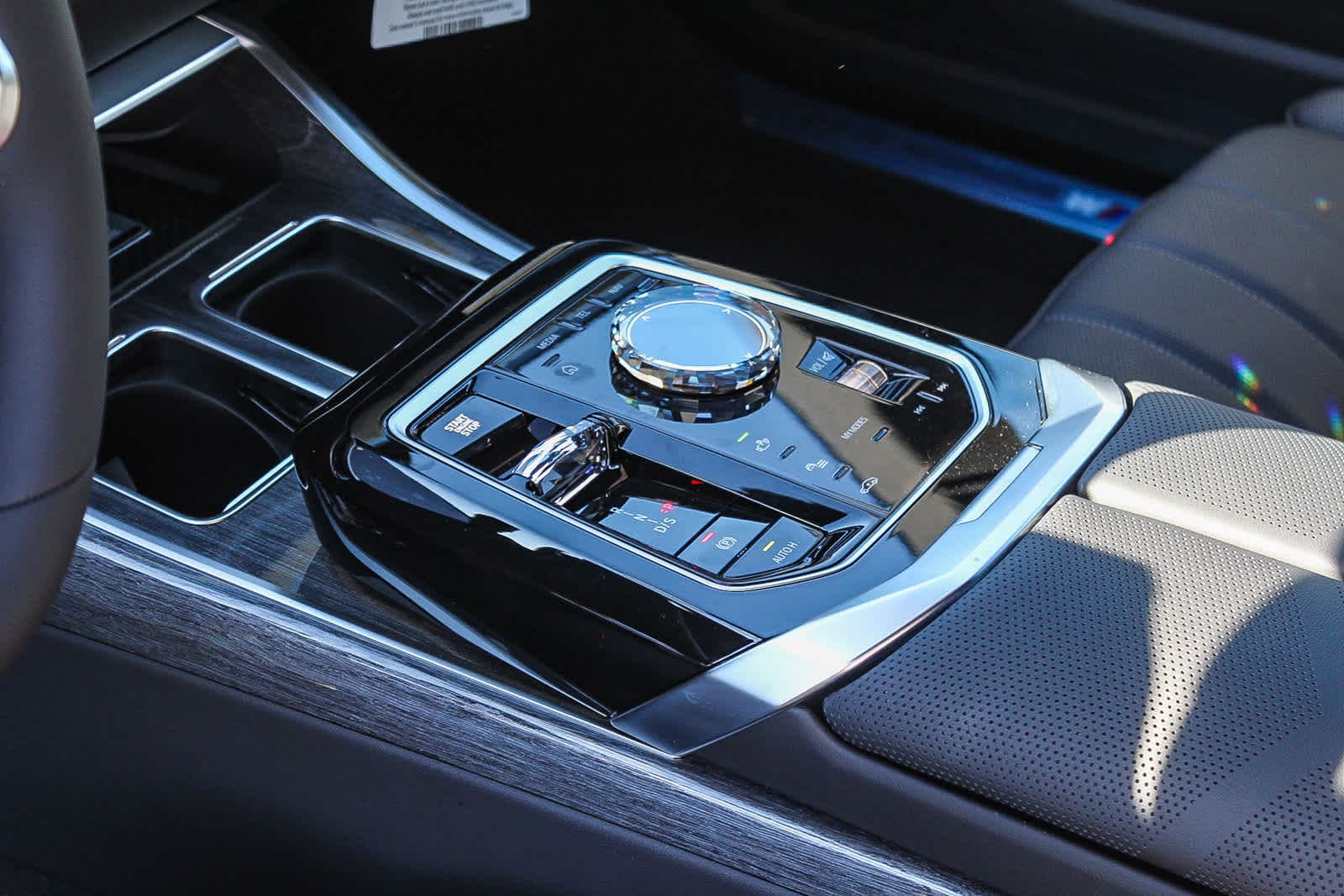 Thumbnail: 2026 BMW 7 Series - 19