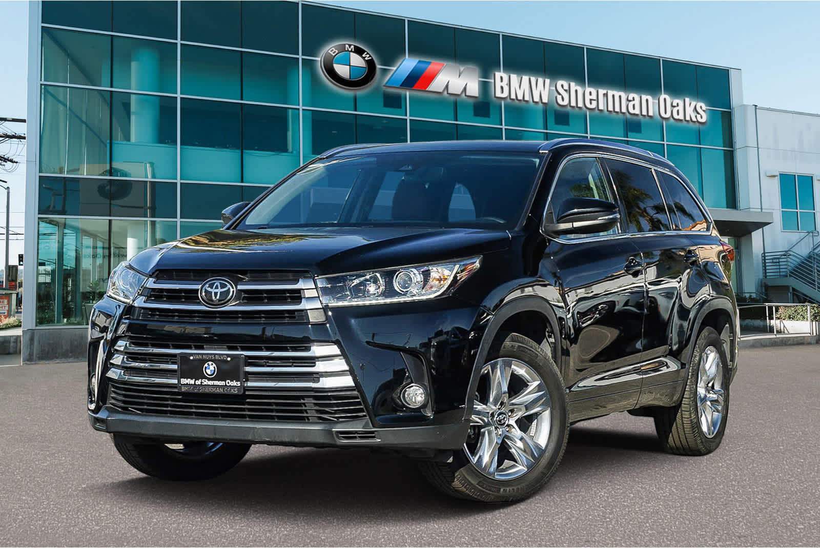 2017 Toyota Highlander Limited photo 2