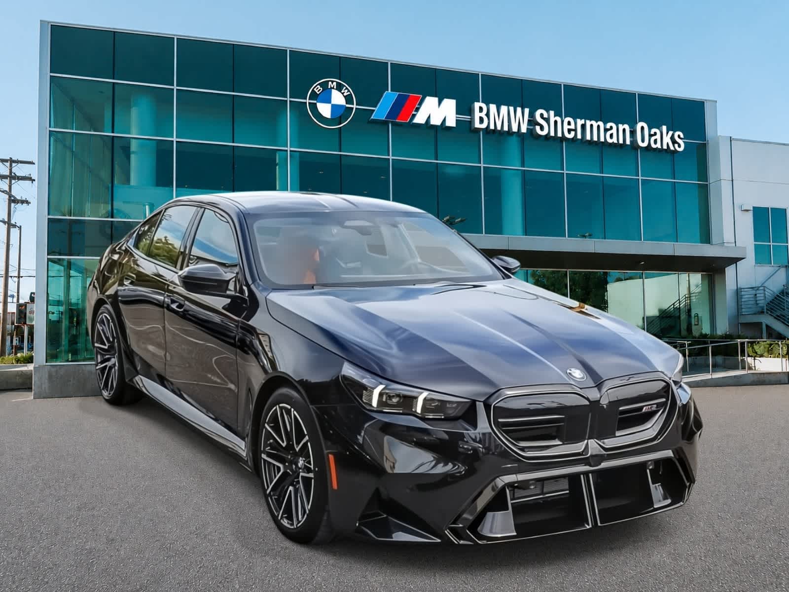 Thumbnail: 2026 BMW M5 - 3