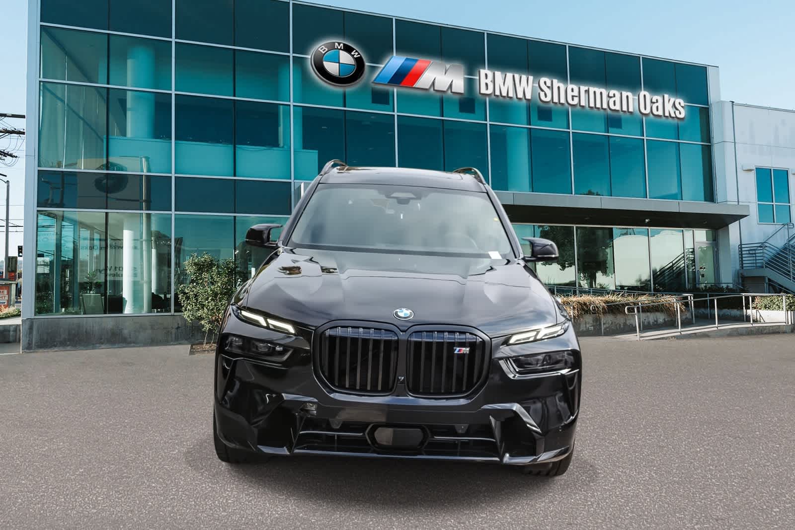 Thumbnail: 2027 BMW X7 - 2