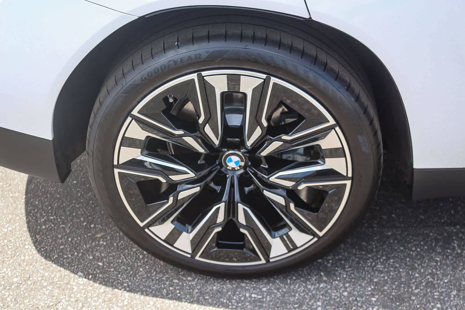 Thumbnail: 2025 BMW X3 - 8