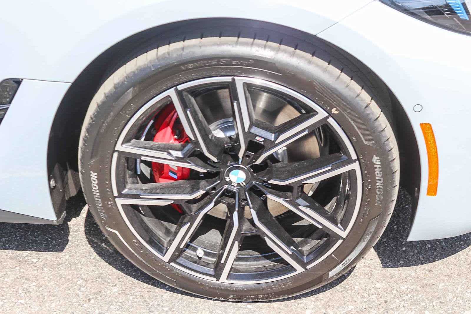 Thumbnail: 2026 BMW i4 - 15