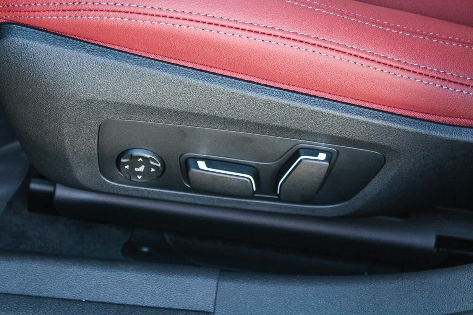 Thumbnail: 2026 BMW 3 Series - 21