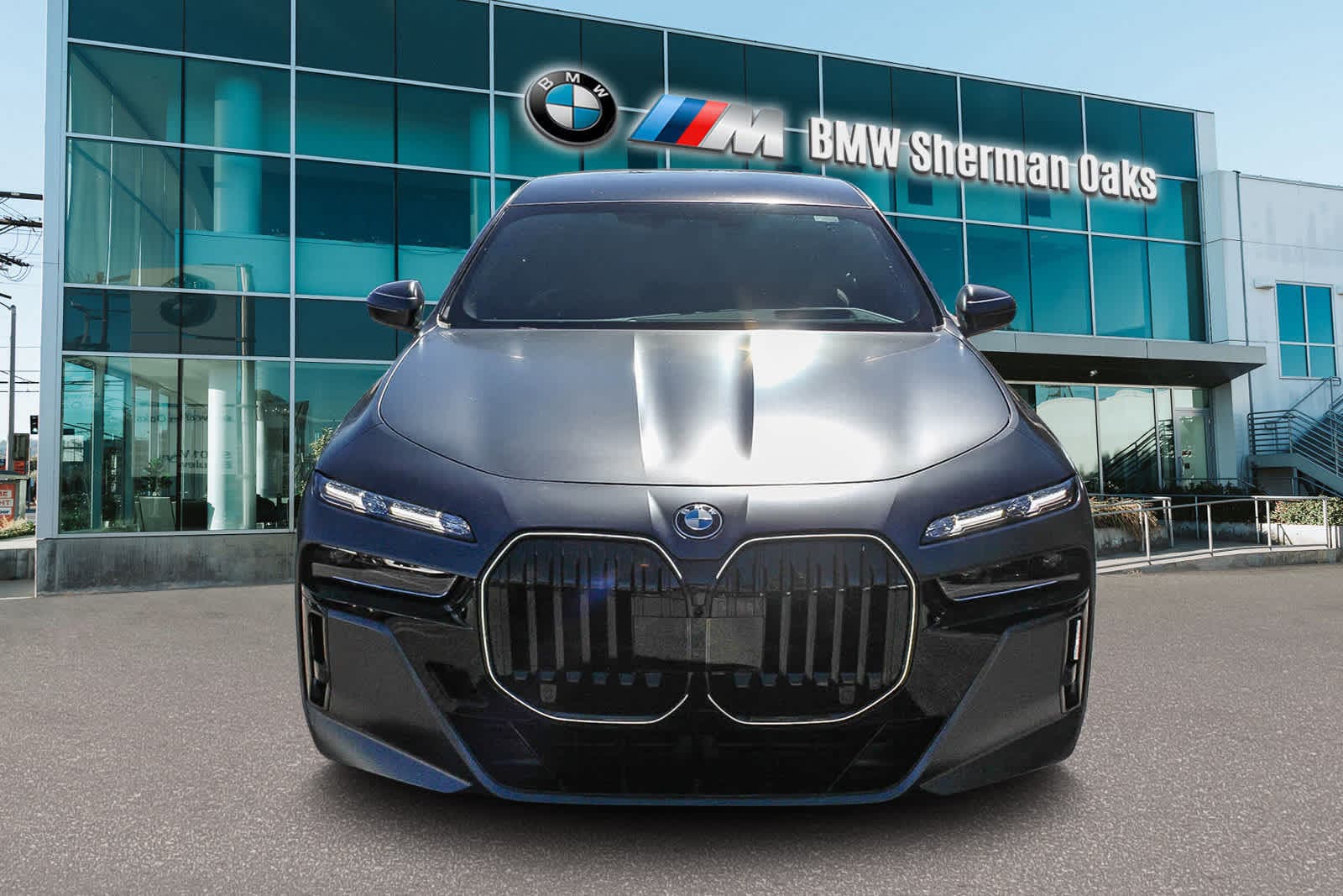 Thumbnail: 2026 BMW 7 Series - 2