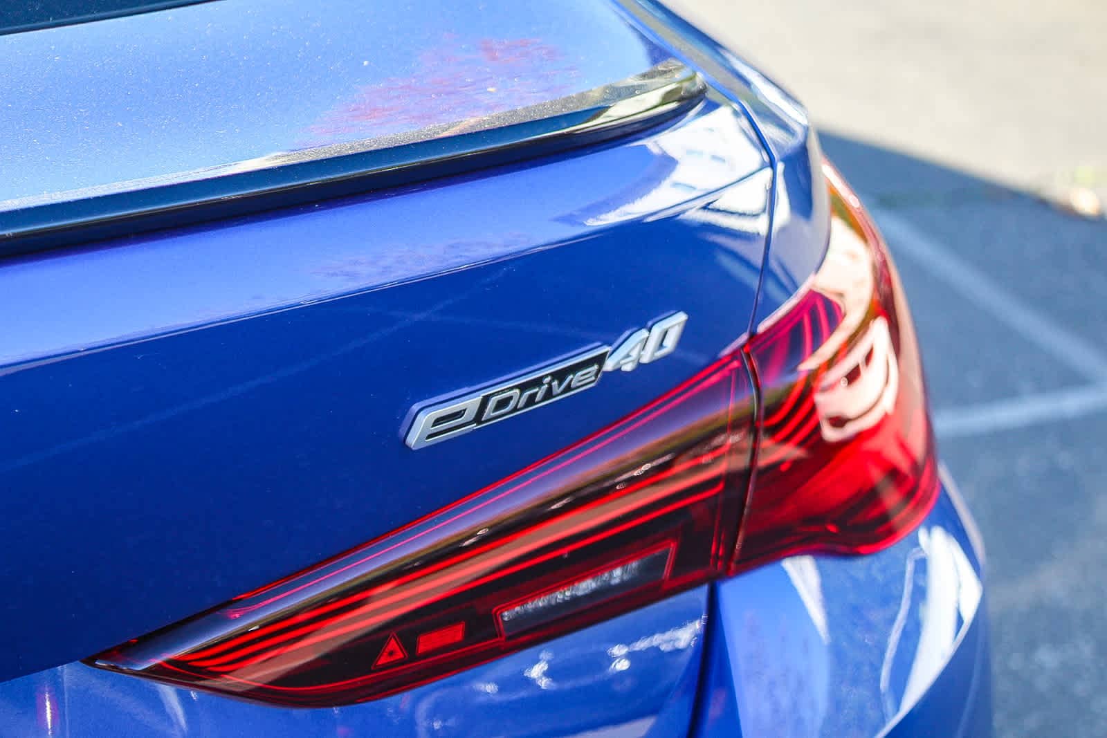 Thumbnail: 2026 BMW i4 - 27