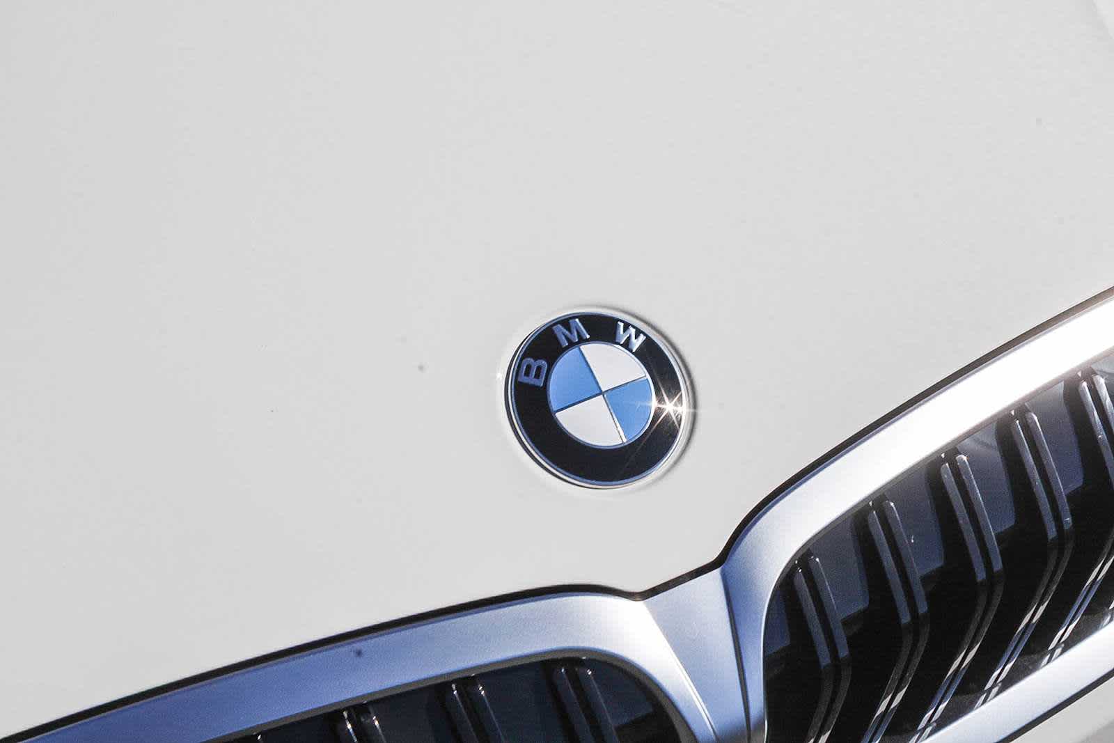 Thumbnail: 2026 BMW 3 Series - 11