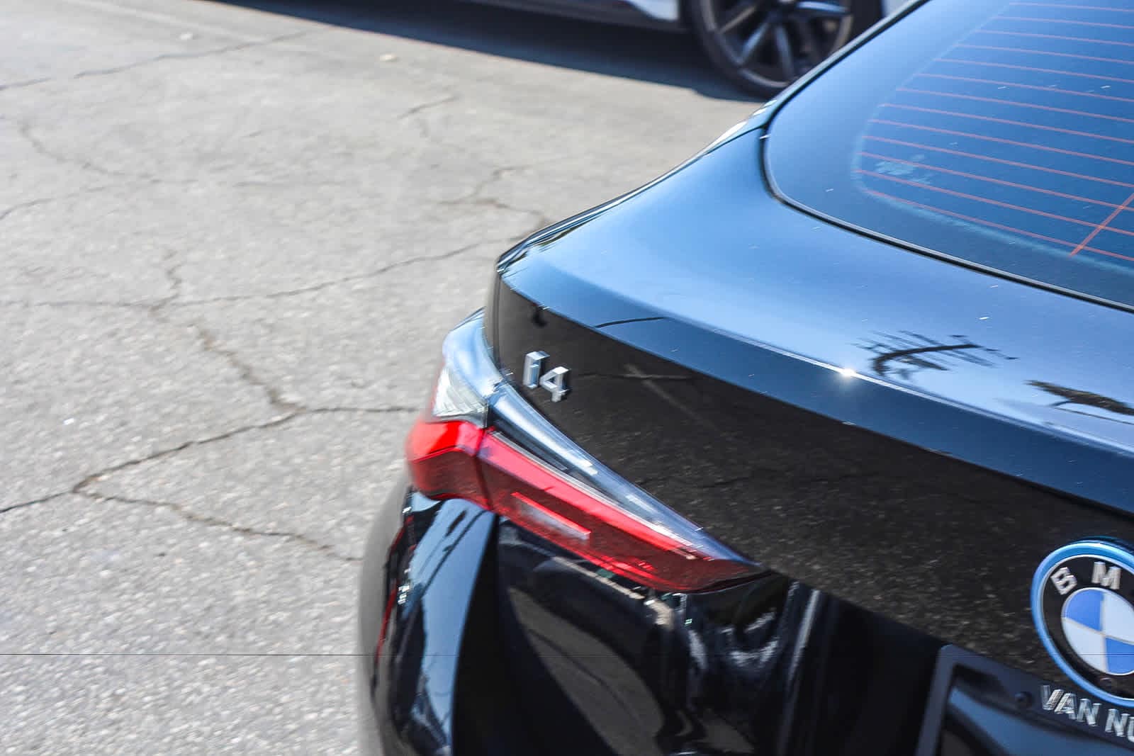Thumbnail: 2023 BMW i4 - 6