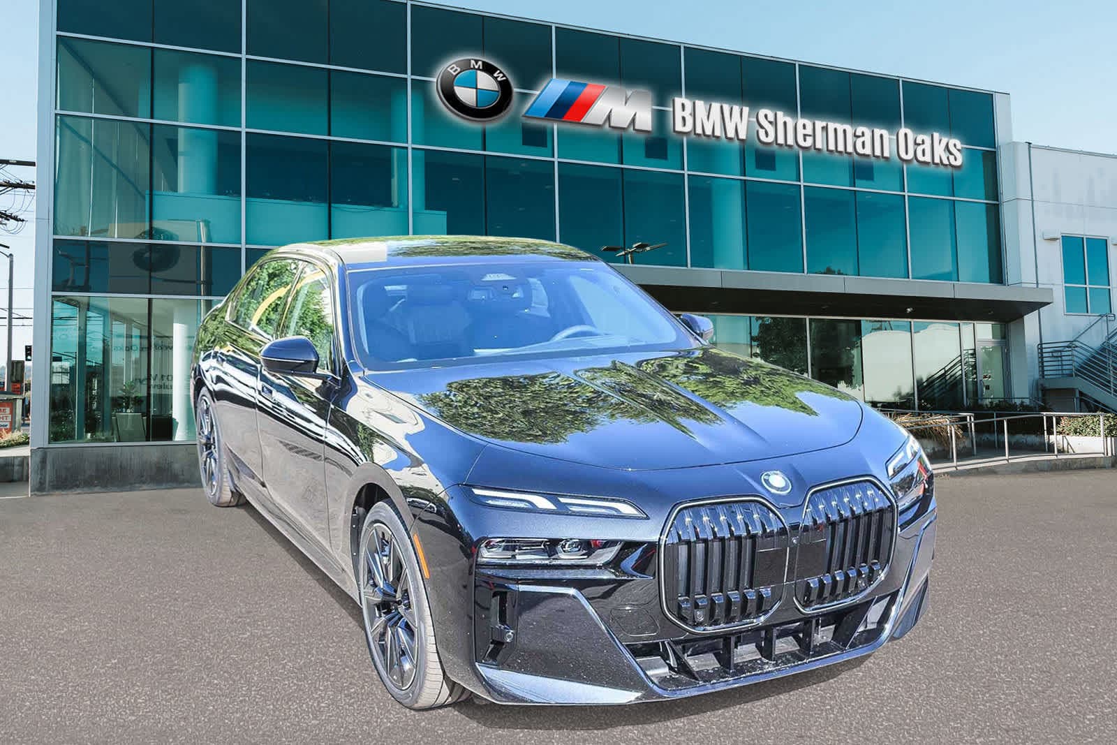 Thumbnail: 2026 BMW i7 - 3