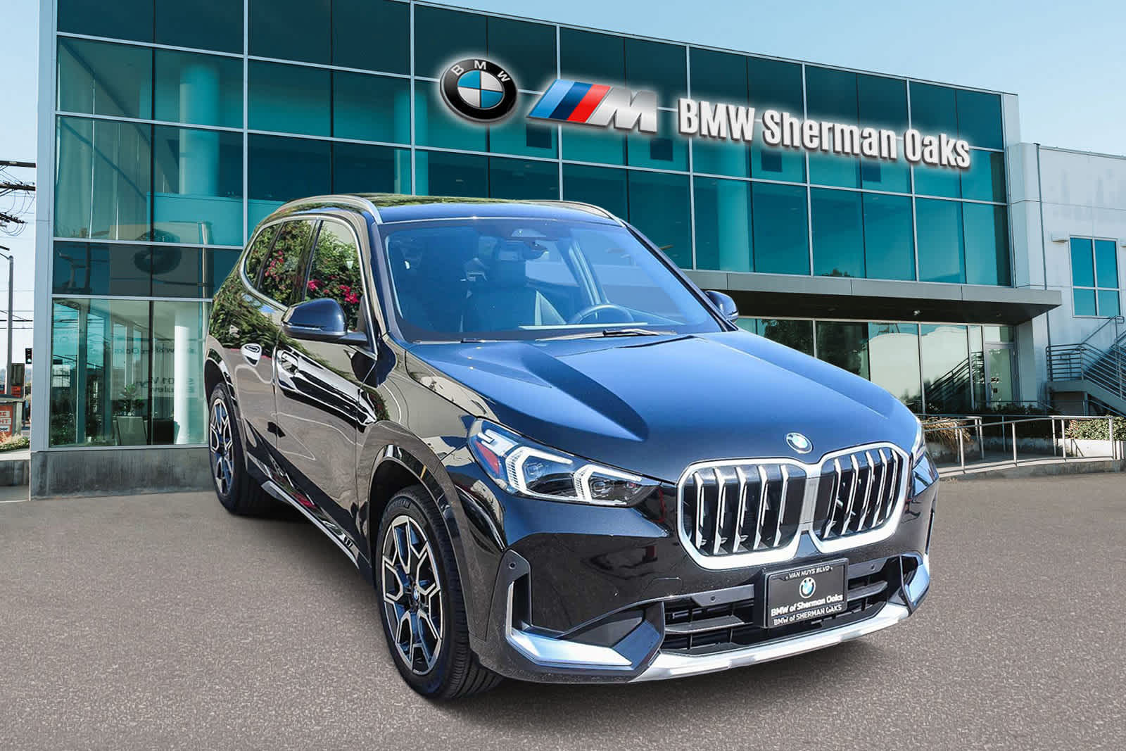 2025 Bmw X1 XDrive28i photo 3