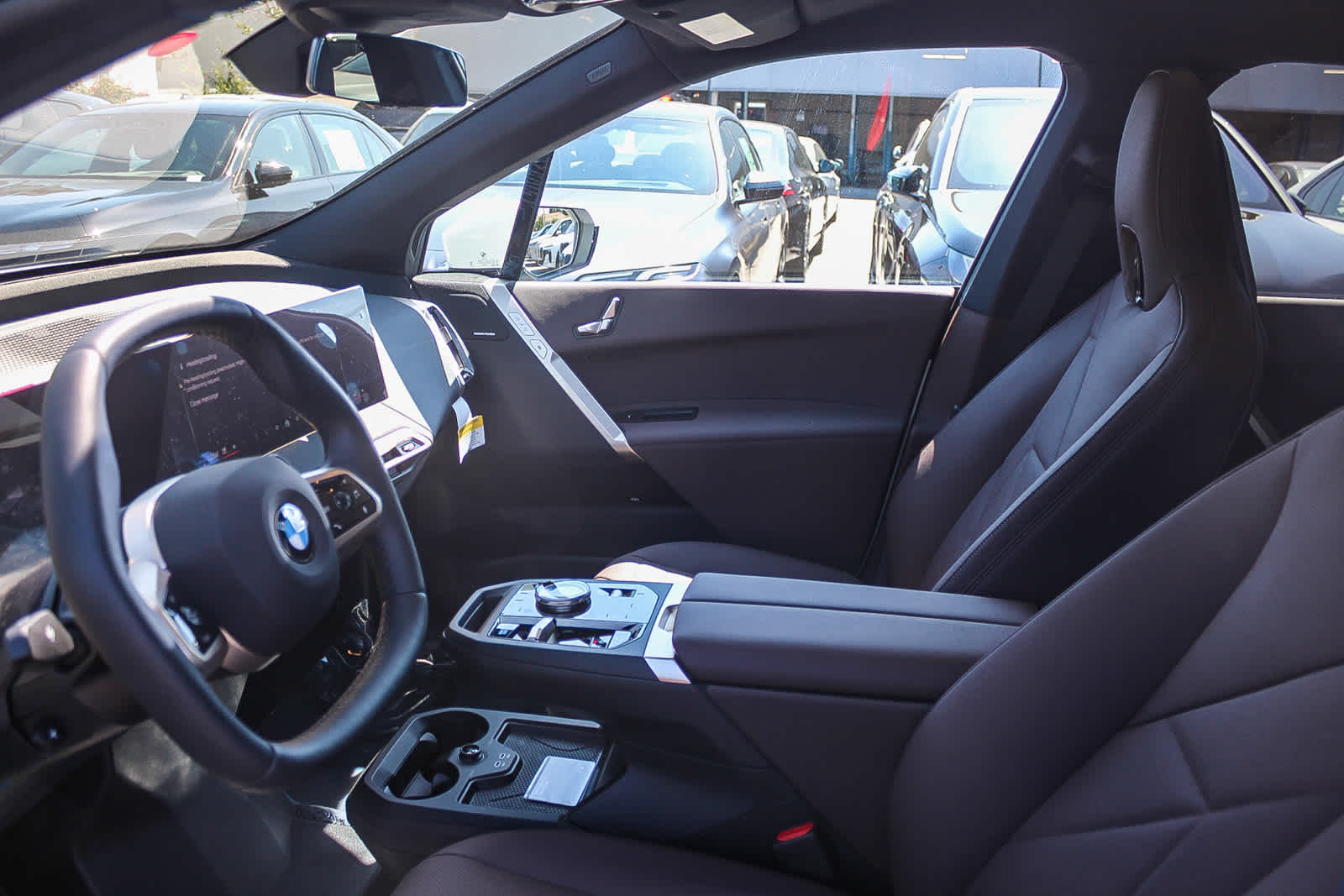 Thumbnail: 2026 BMW iX - 17