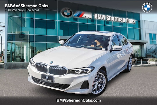 2025 BMW 330i Sedan