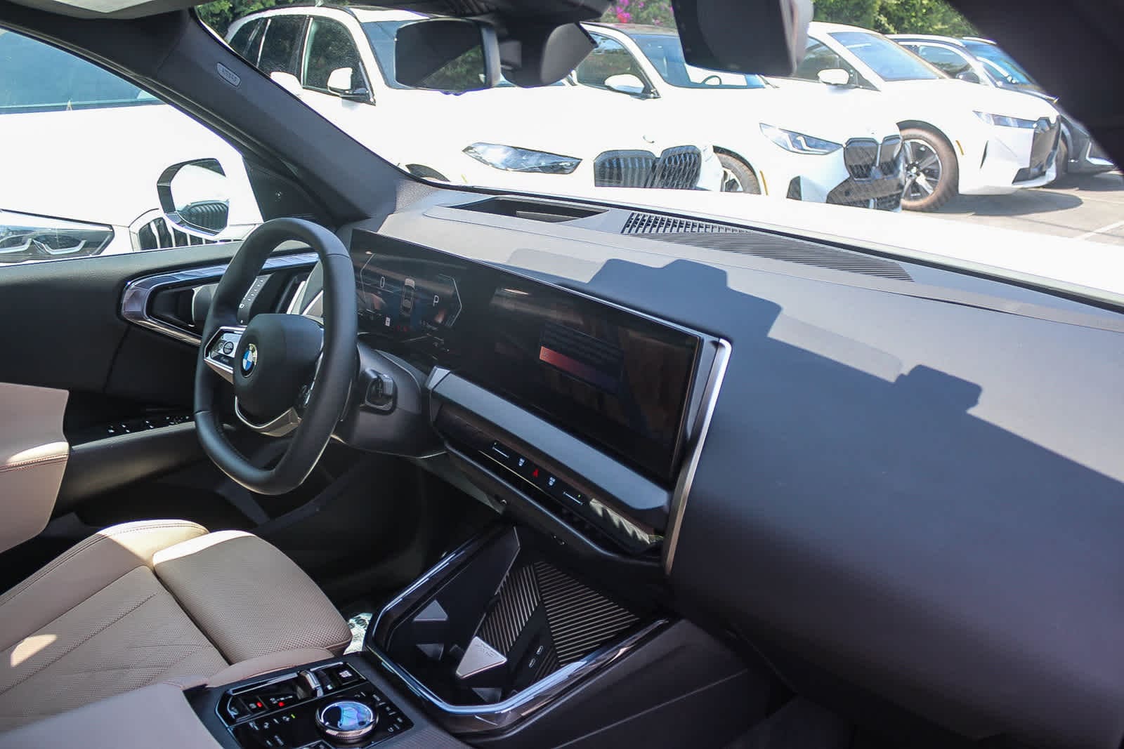 Thumbnail: 2025 BMW X3 - 16