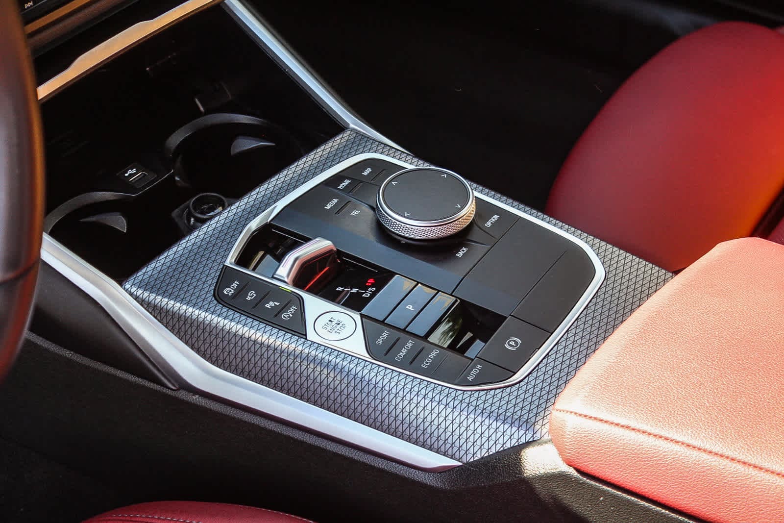 Thumbnail: 2025 BMW 3 Series - 19