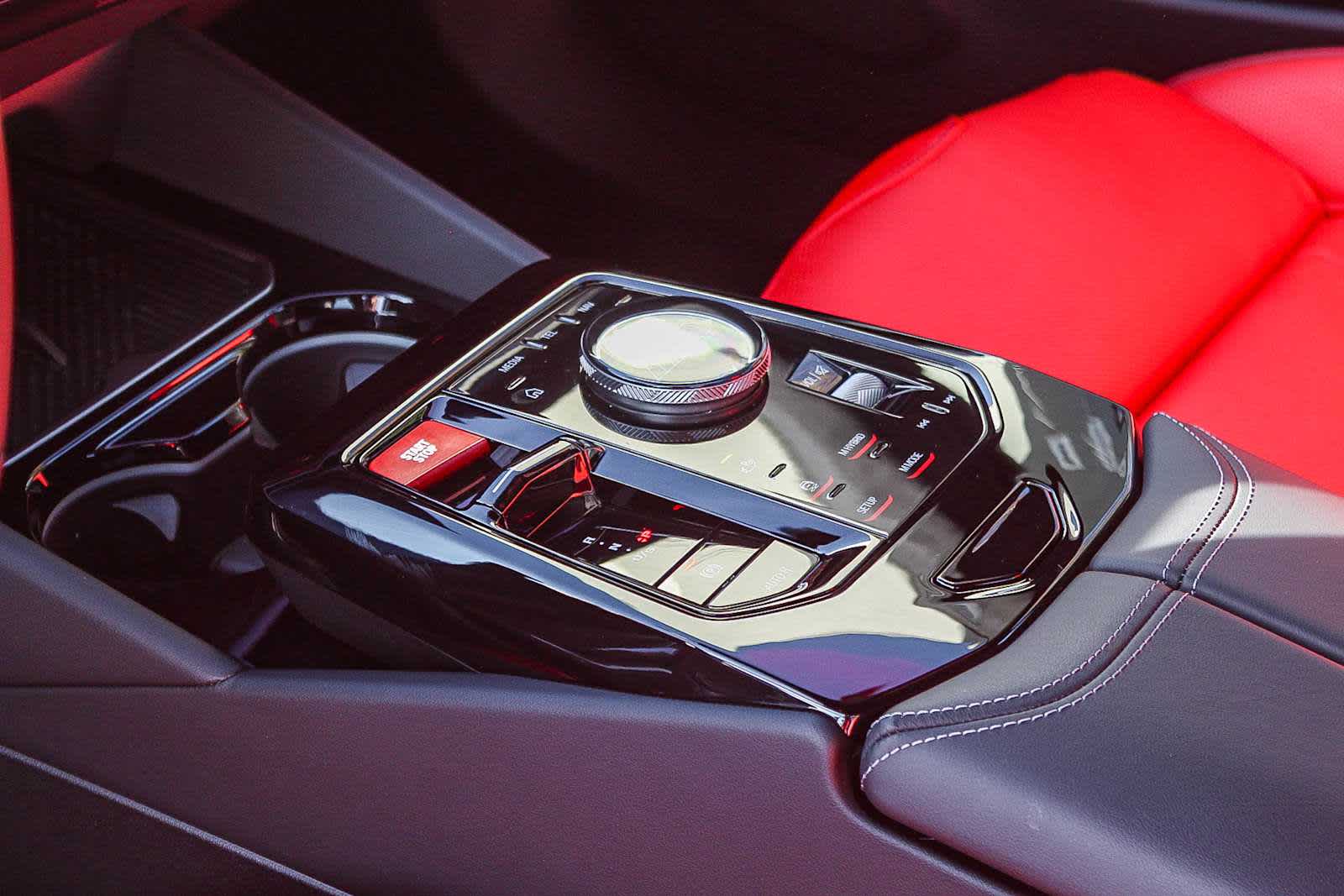 Thumbnail: 2025 BMW M5 - 19