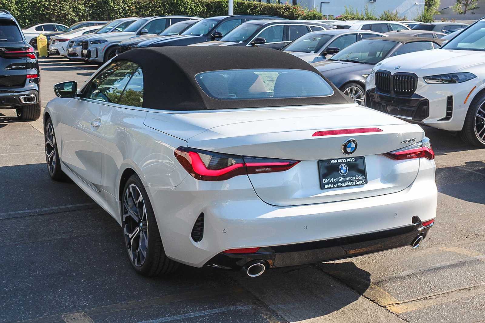 Thumbnail: 2026 BMW 4 Series - 6