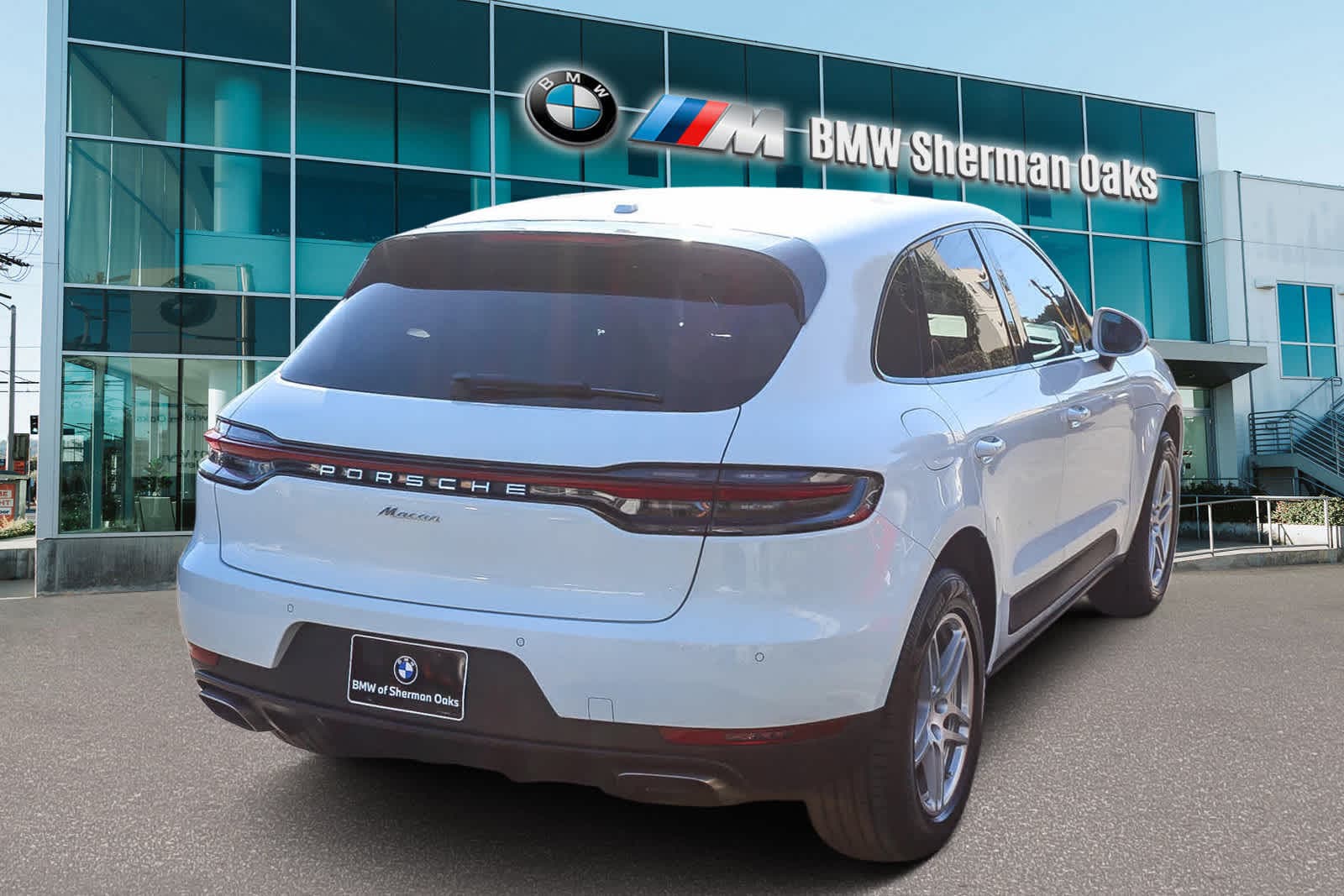Thumbnail: 2020 Porsche Macan - 4