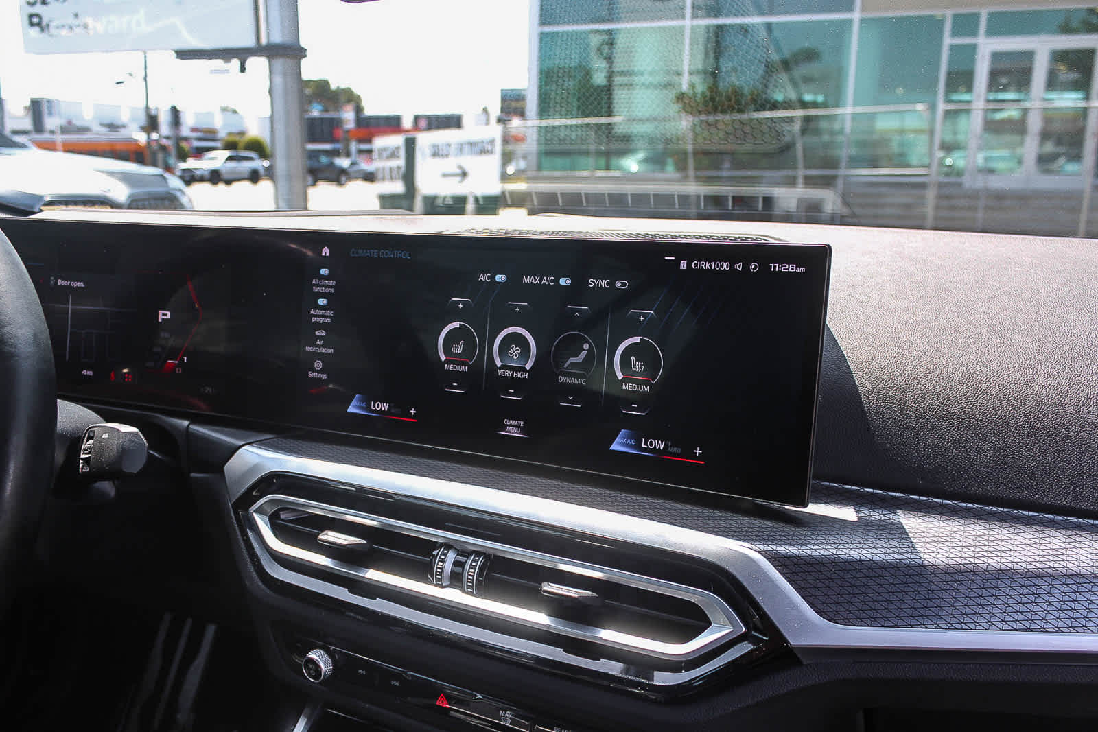 Thumbnail: 2024 BMW M4 - 12