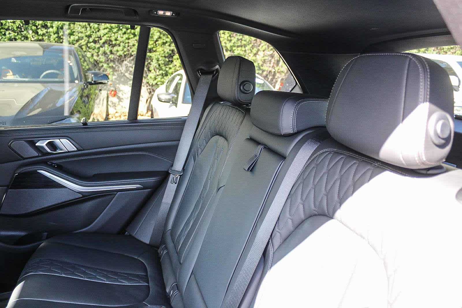 Thumbnail: 2025 BMW X5 - 18