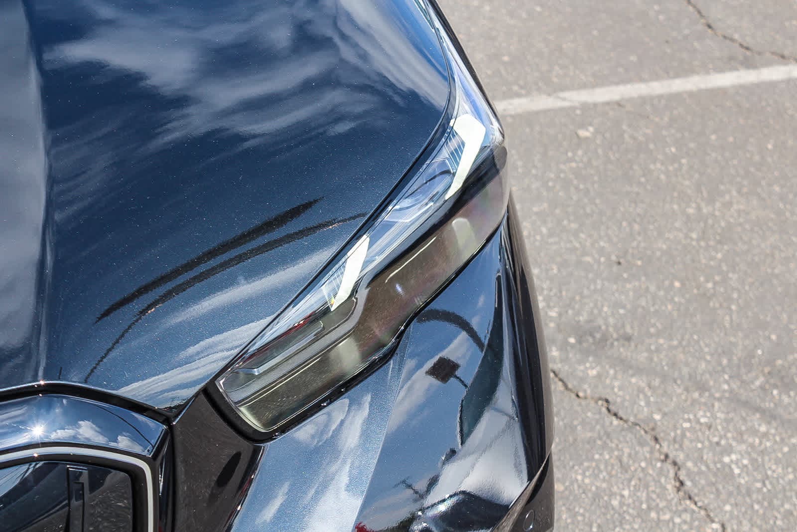 Thumbnail: 2026 BMW 5 Series - 10