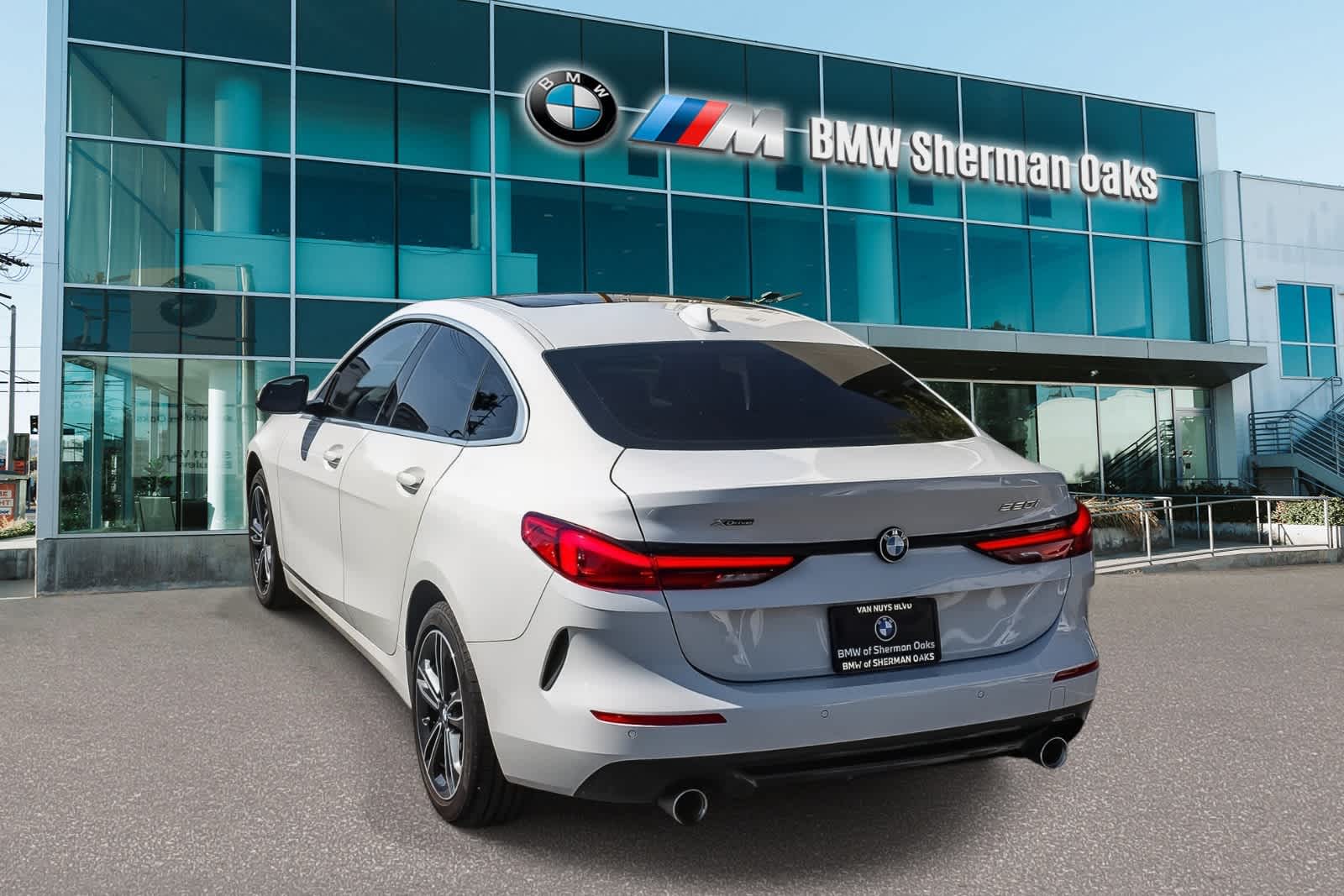 2023 BMW 228i xDrive photo 5