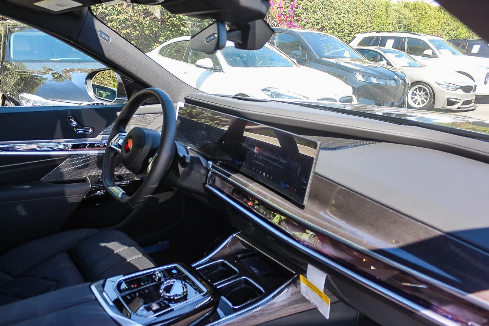 Thumbnail: 2026 BMW i7 - 16