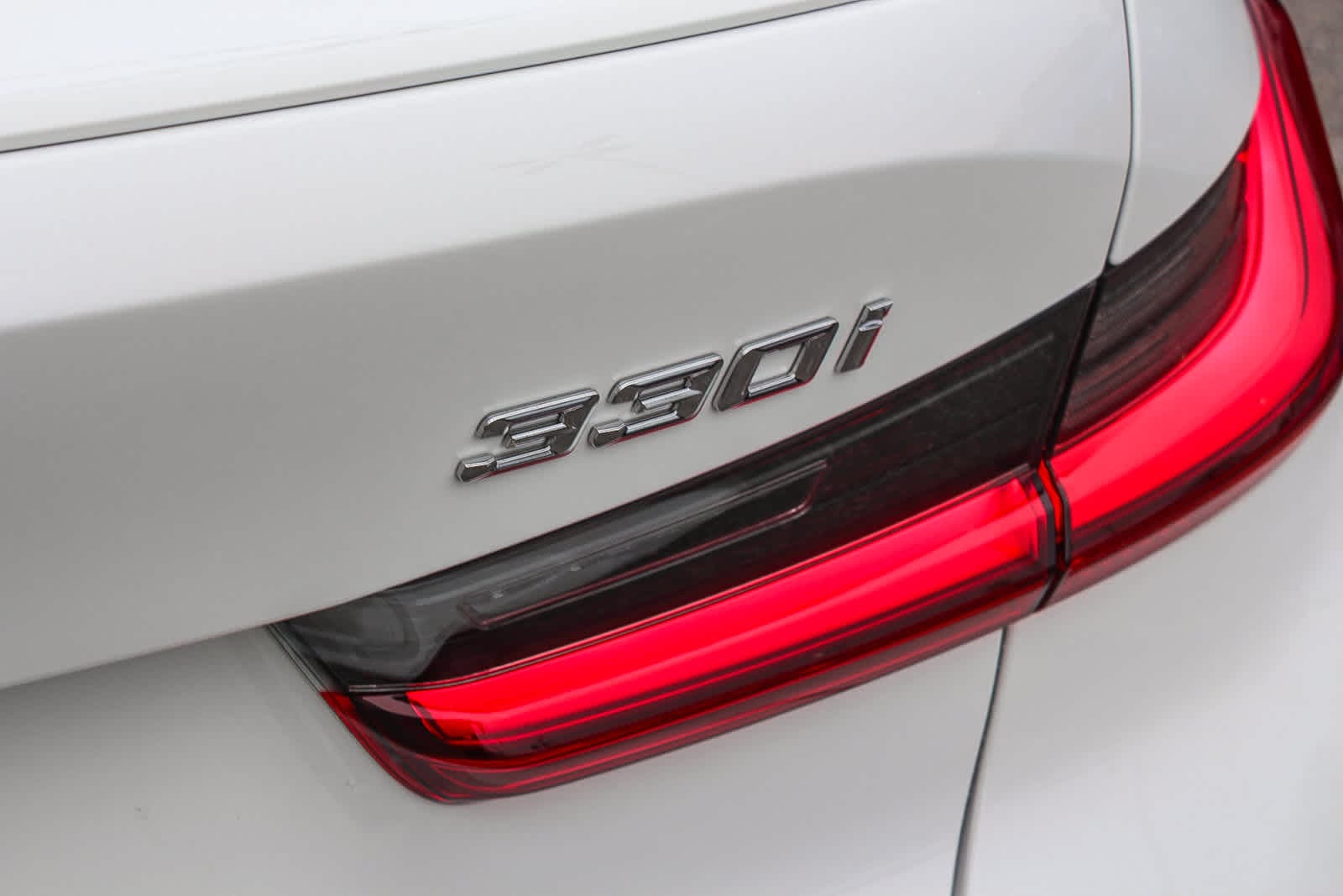 Thumbnail: 2026 BMW 3 Series - 25