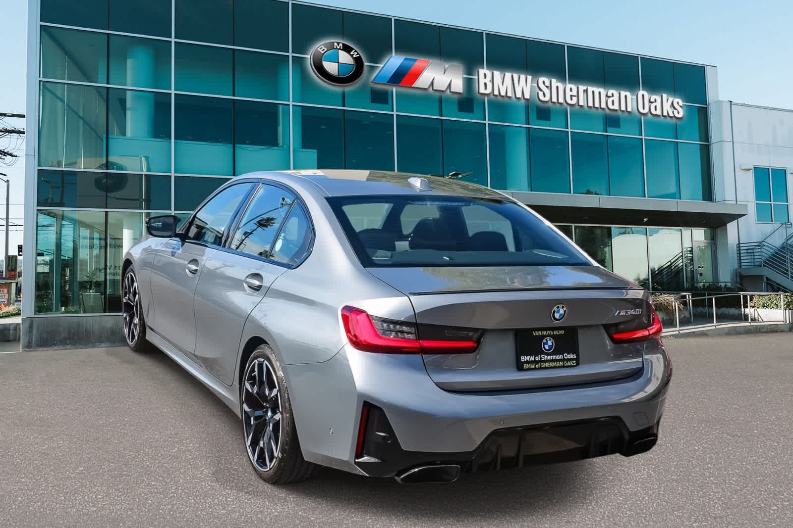 2025 BMW M340i M340i photo 5