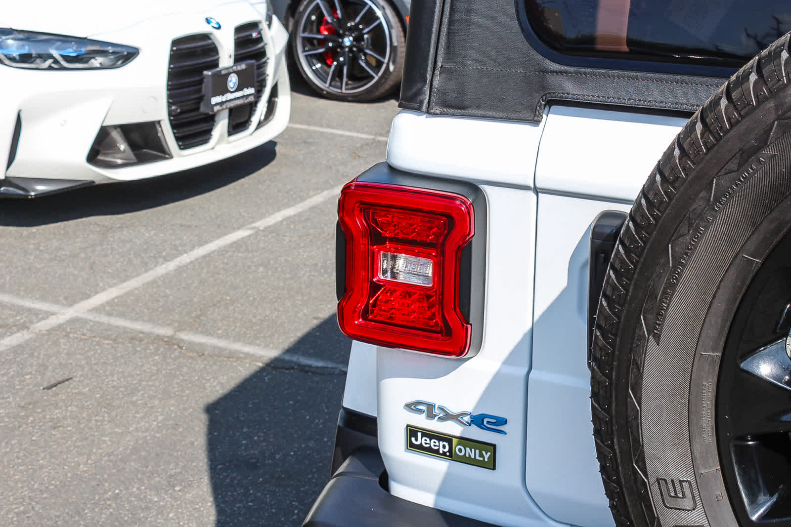 Thumbnail: 2022 Jeep Wrangler - 7