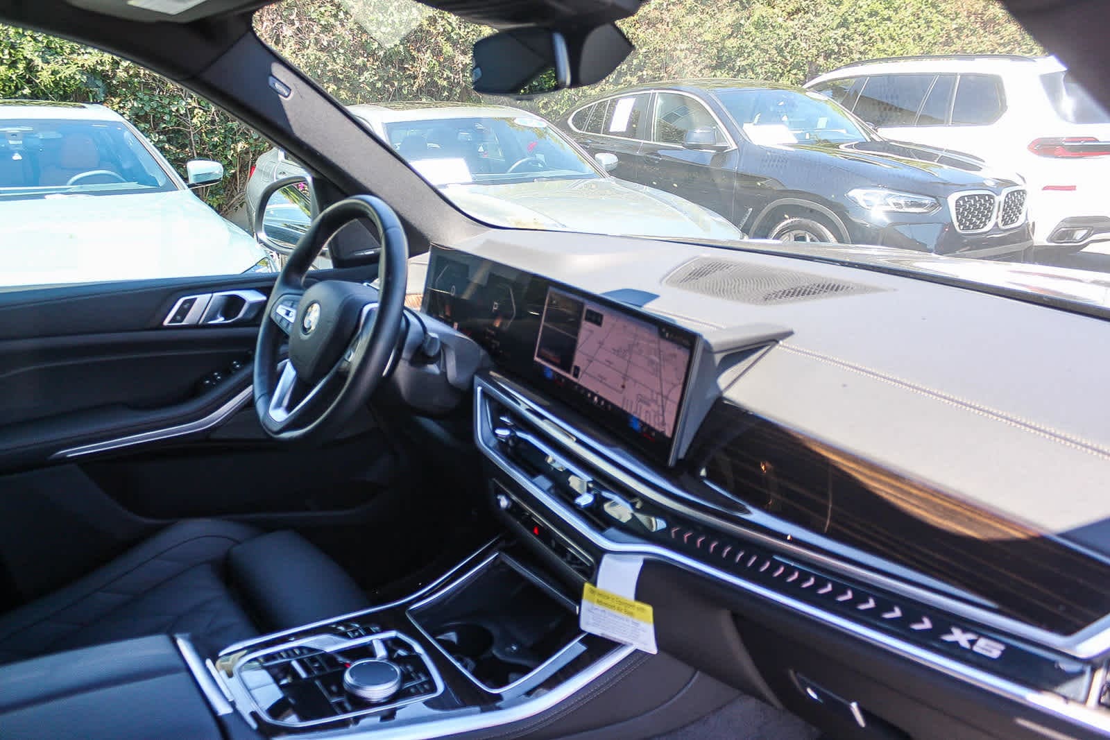 Thumbnail: 2026 BMW X5 - 16