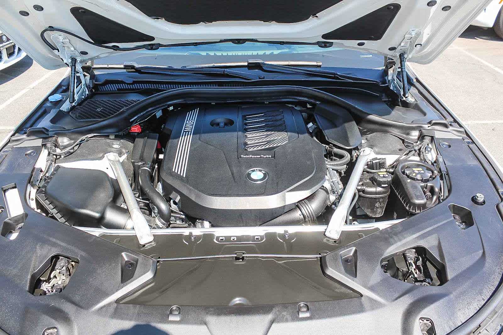Thumbnail: 2023 BMW 8 Series - 27