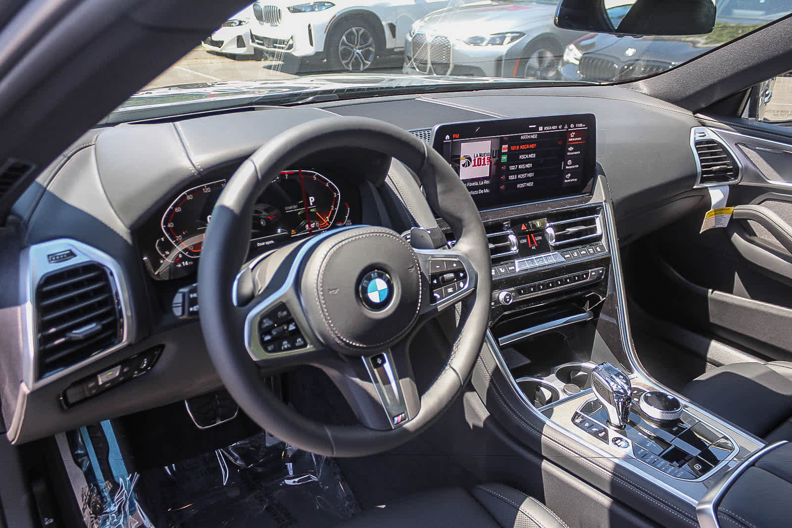 Thumbnail: 2026 BMW 8 Series - 20