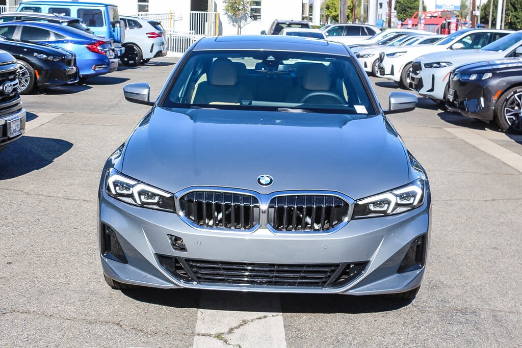 New 2026 BMW 330i Sedan
