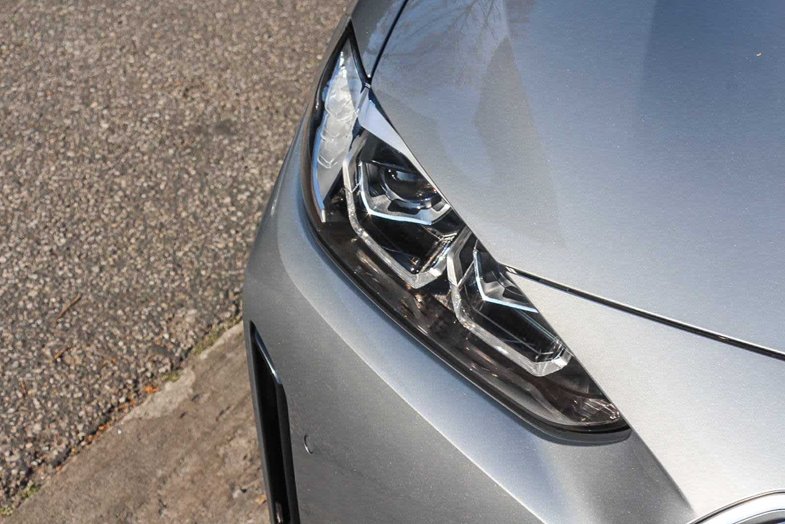 Thumbnail: 2023 BMW i4 - 10