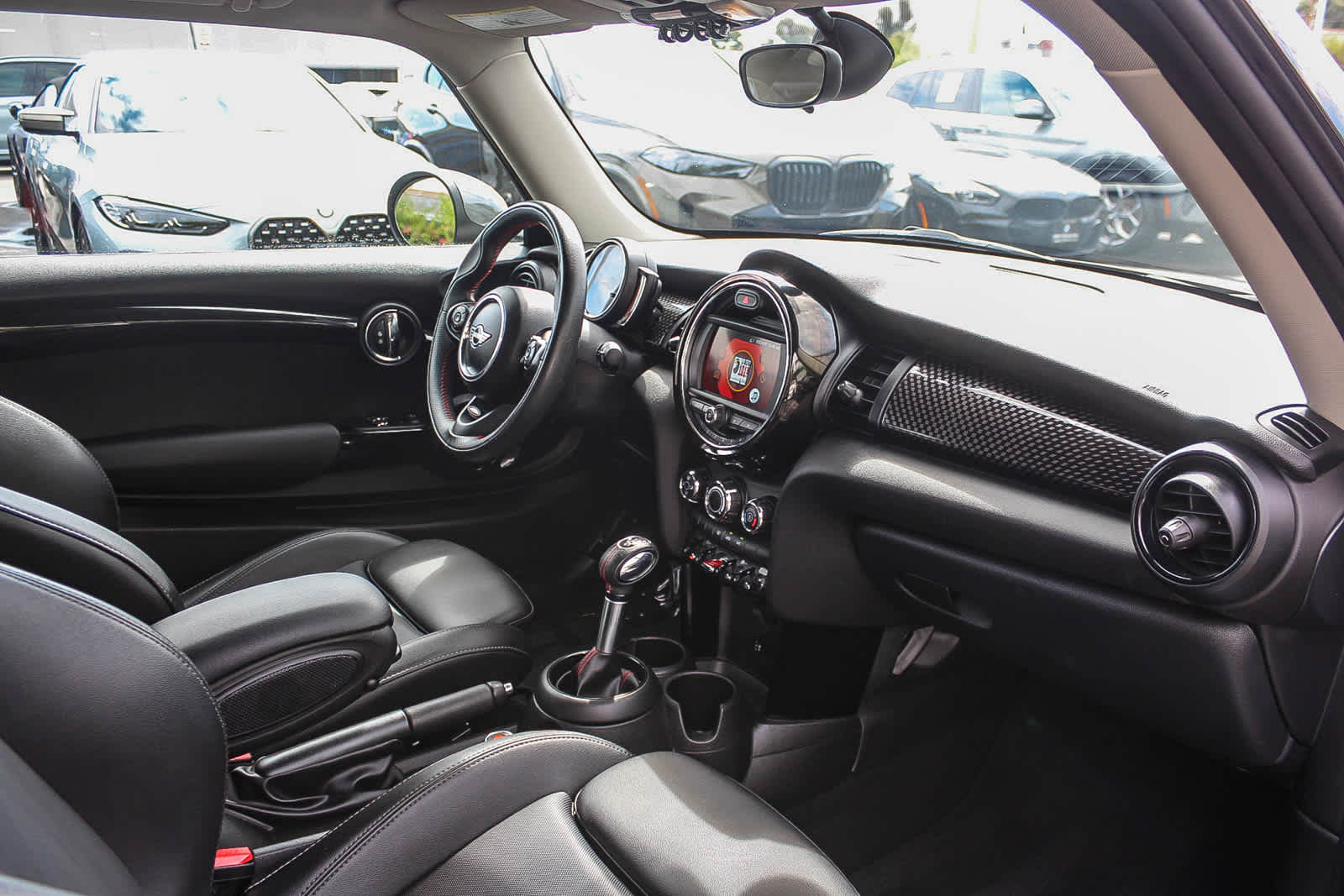 Thumbnail: 2019 MINI Cooper Hardtop - 13
