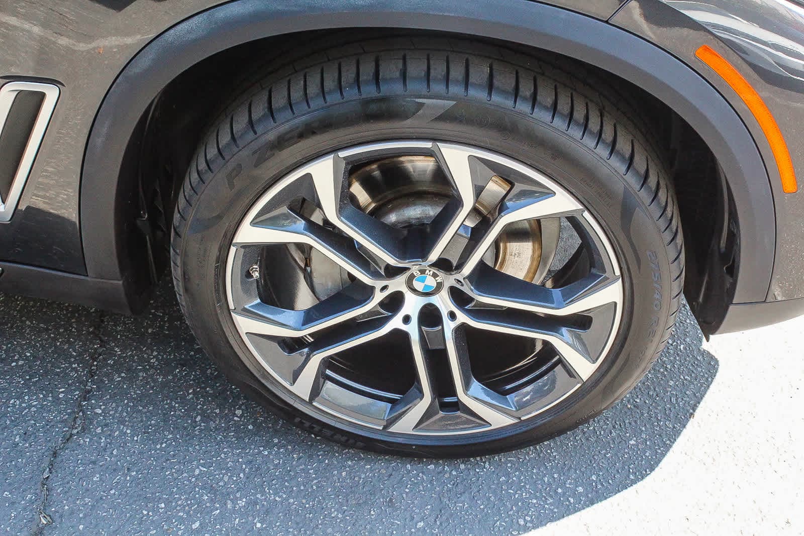 Thumbnail: 2023 BMW X5 - 9