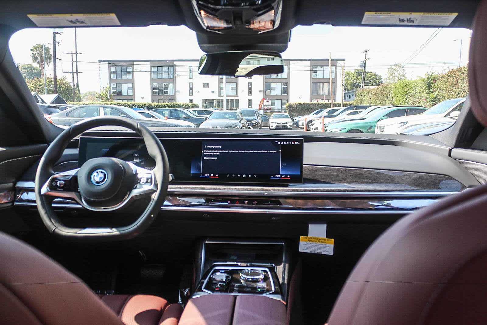 Thumbnail: 2026 BMW i7 - 12