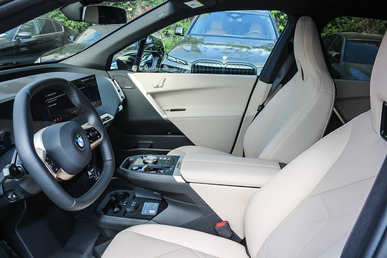 Thumbnail: 2026 BMW iX - 17