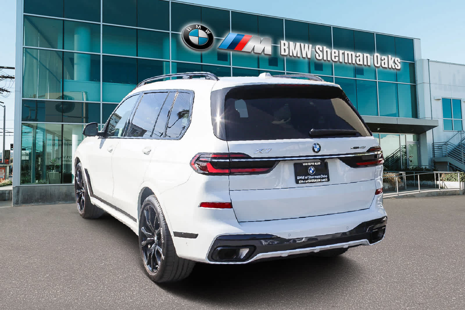2023 BMW X7 xDrive40i photo 5