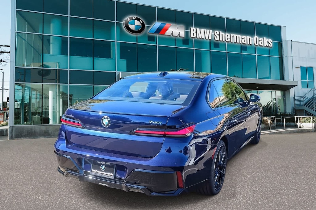 New 2026 BMW 740i Sedan