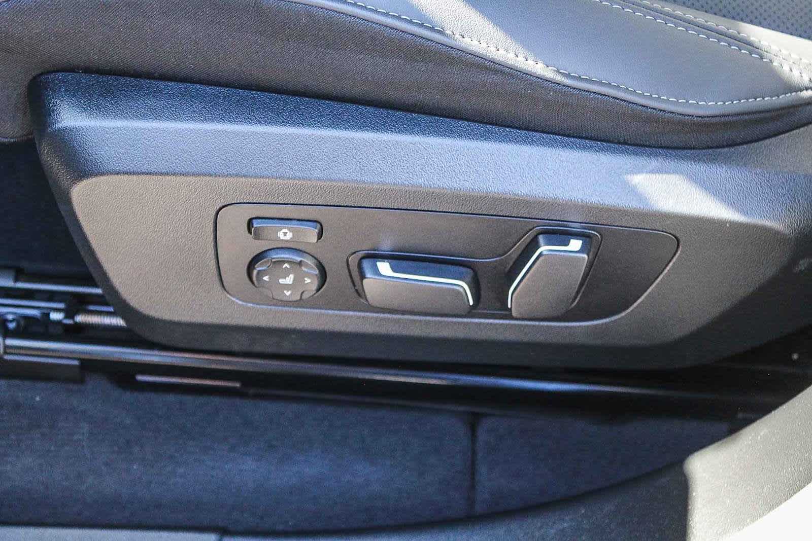 Thumbnail: 2025 BMW X3 - 21