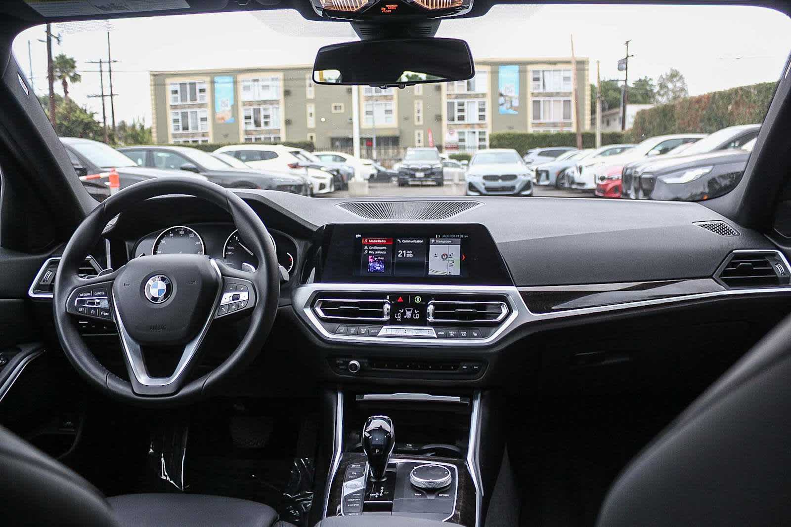 Thumbnail: 2020 BMW 3 Series - 12