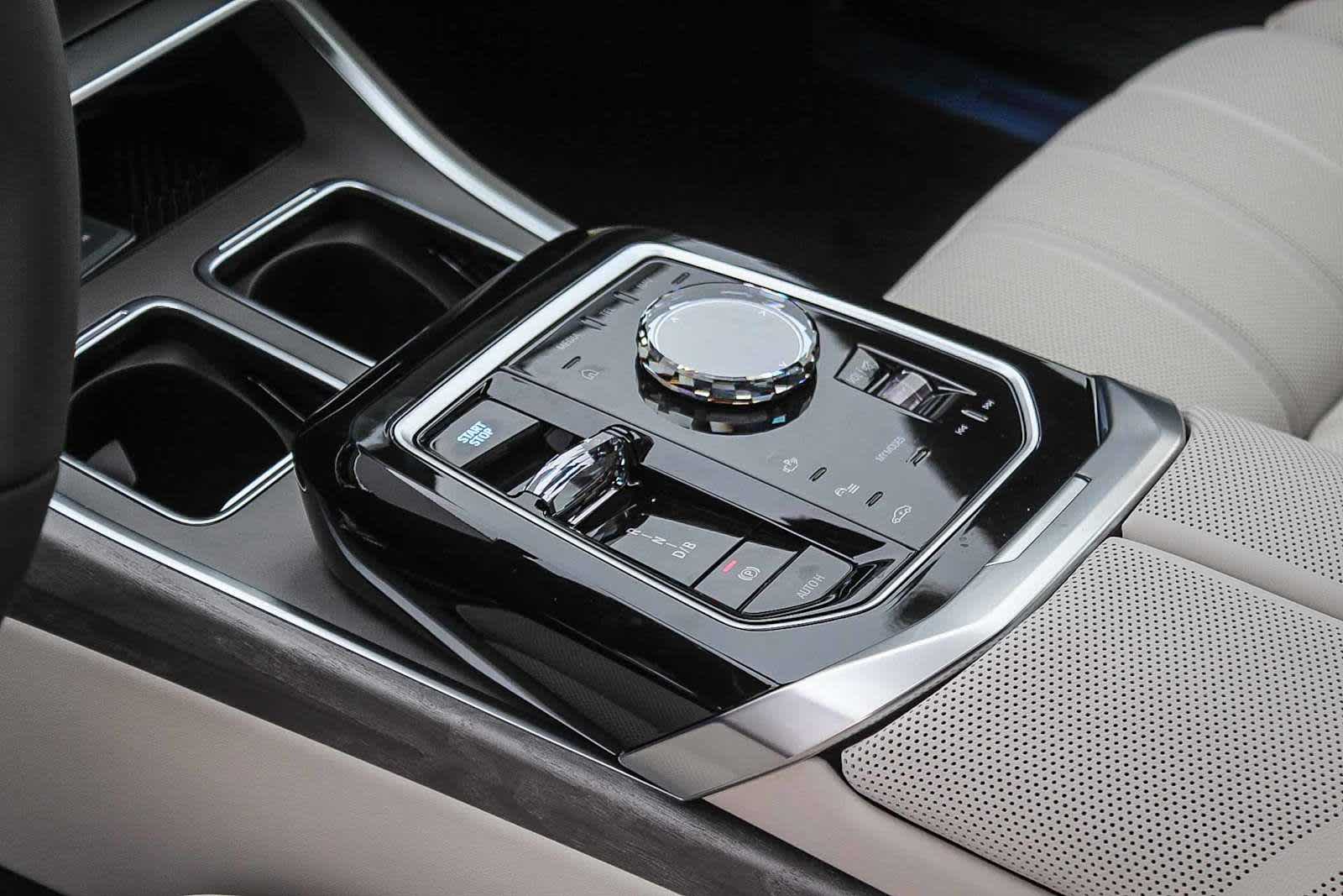 Thumbnail: 2026 BMW i7 - 19