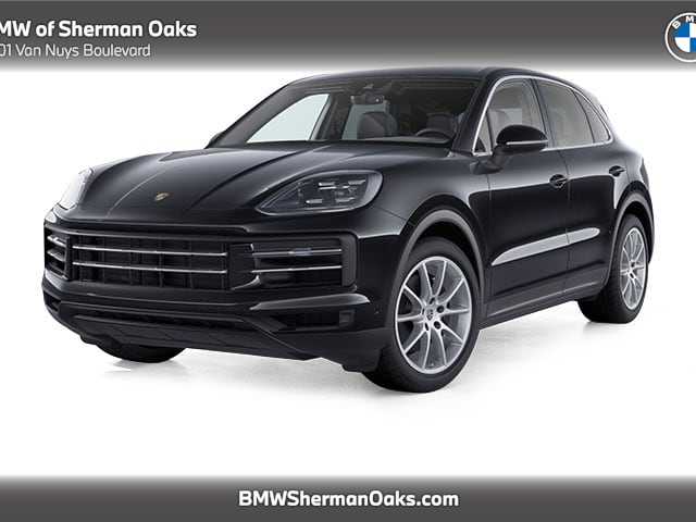 2024 Porsche Cayenne Base