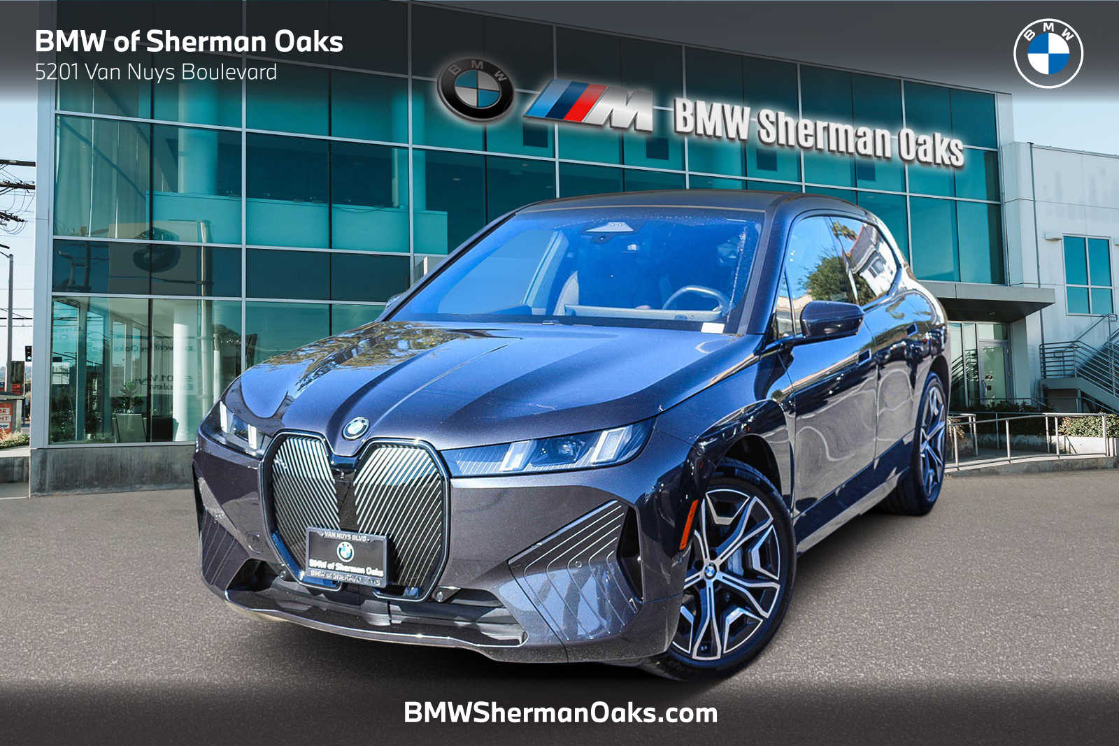 Thumbnail: 2026 BMW iX - 1