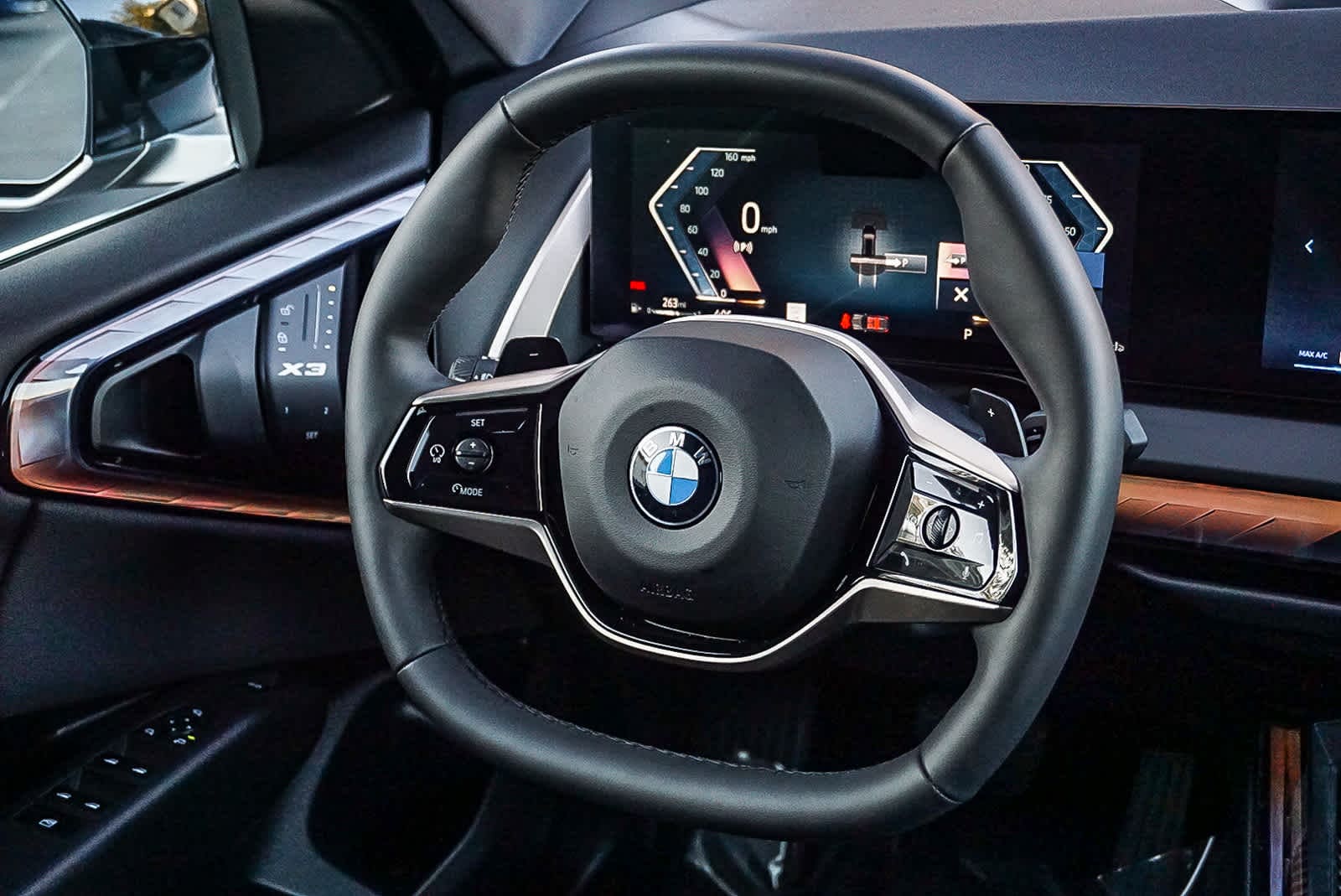 Thumbnail: 2025 BMW X3 - 17