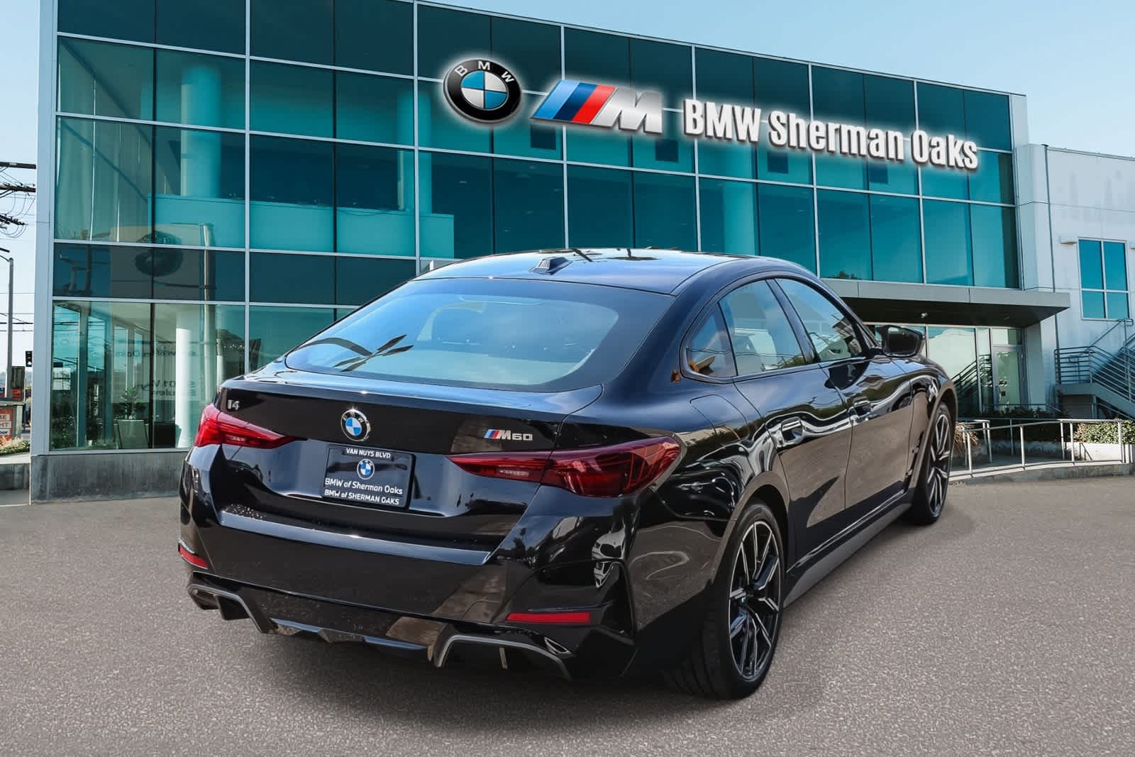 Thumbnail: 2026 BMW i4 - 3