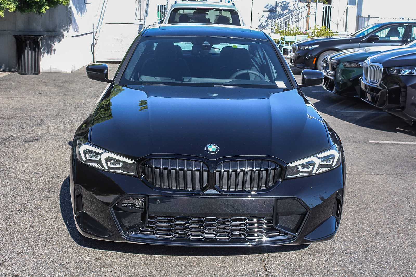 Thumbnail: 2026 BMW 3 Series - 2